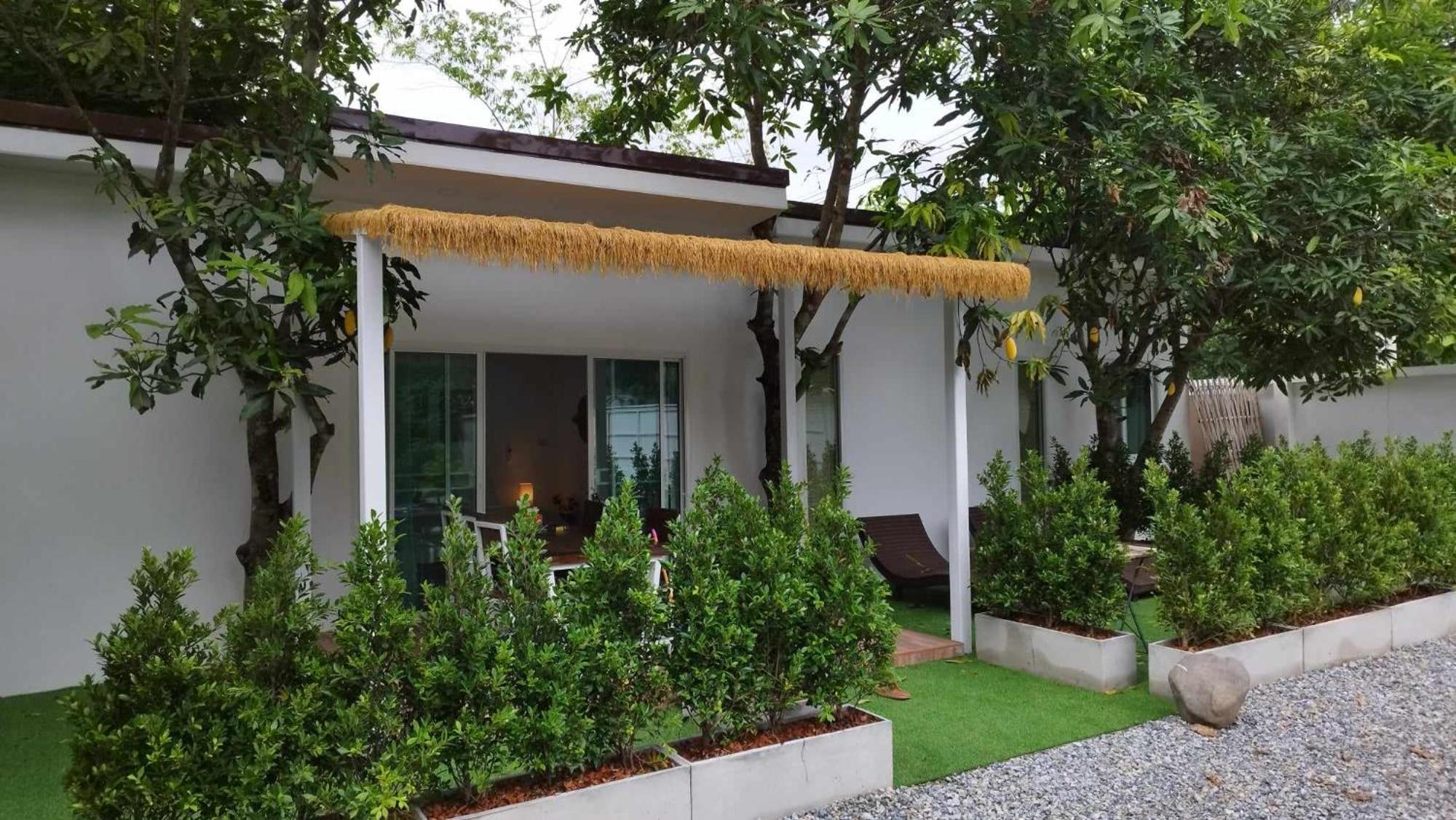 La Villa De Madame Su Chiang Mai Buitenkant foto
