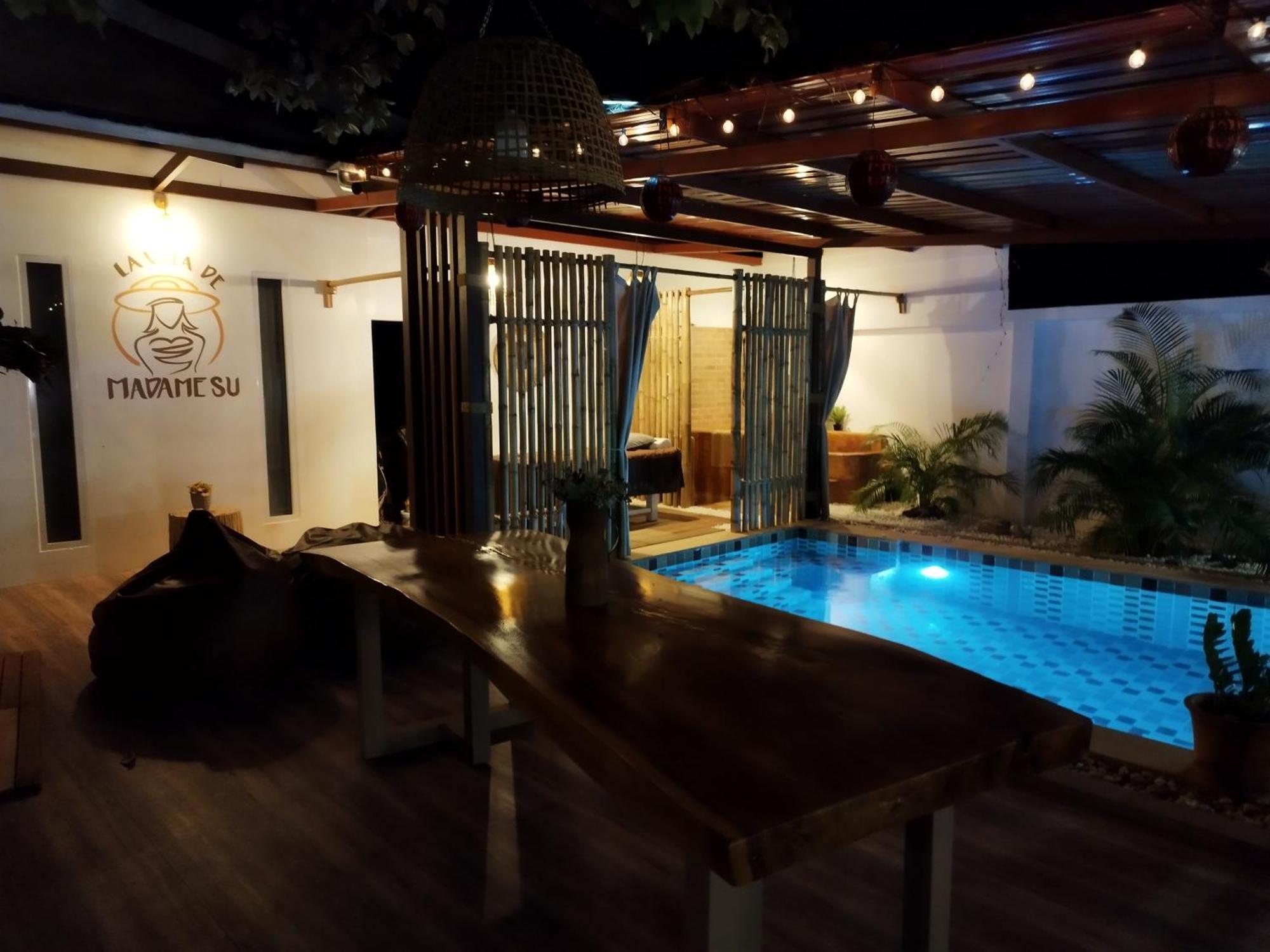 La Villa De Madame Su Chiang Mai Buitenkant foto