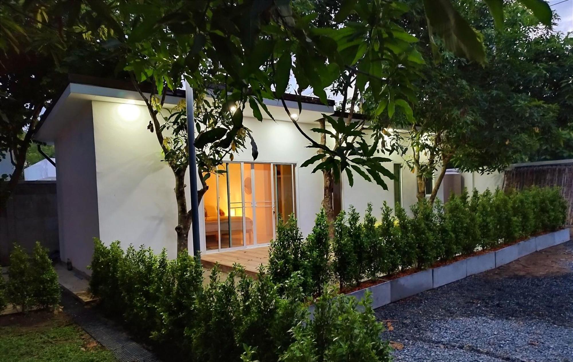 La Villa De Madame Su Chiang Mai Buitenkant foto